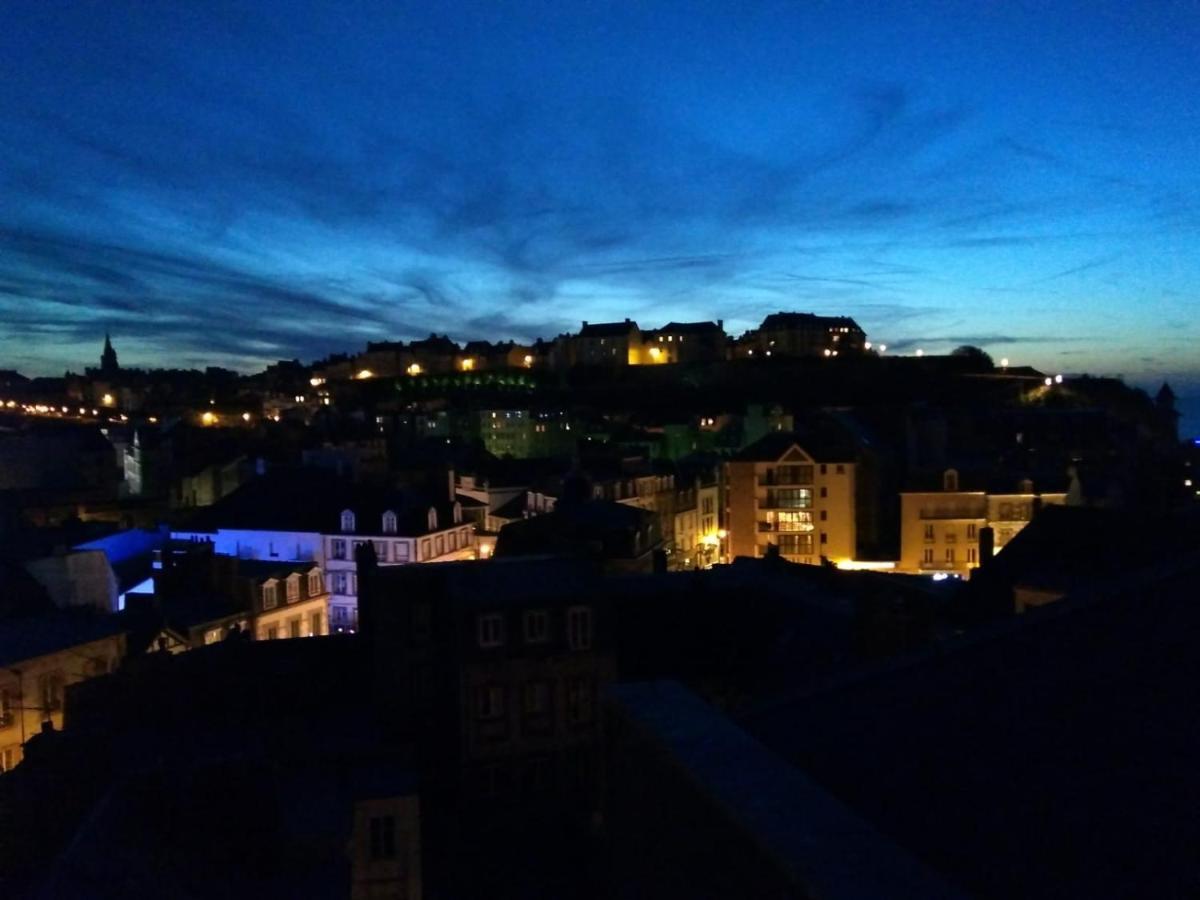 Le Balcon Des Vents Lägenhet Granville Exteriör bild