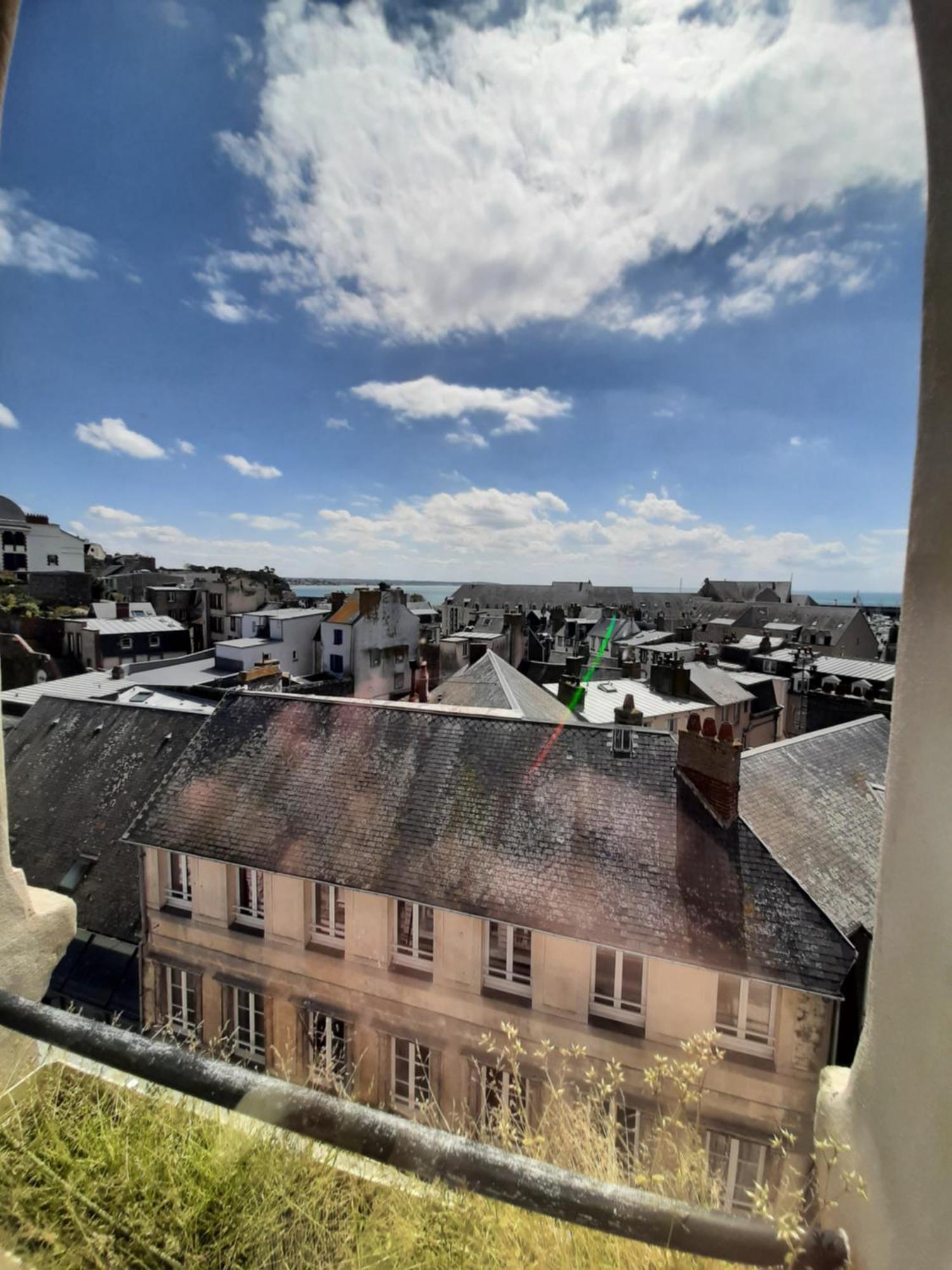 Le Balcon Des Vents Lägenhet Granville Exteriör bild
